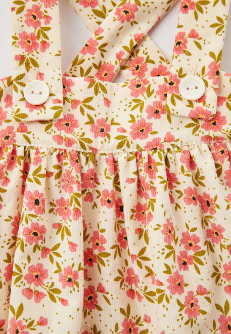 Комплект из сарафана и чепчика